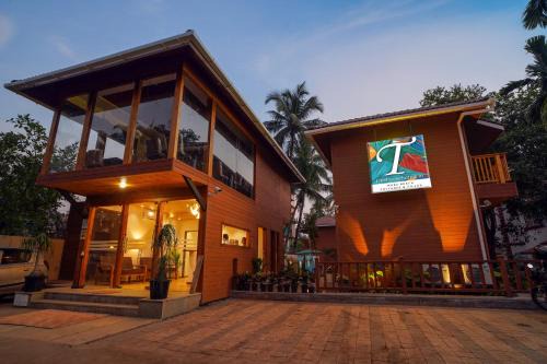 Calangute Resort | TreeHouse Mars Beach Cottages & Villas