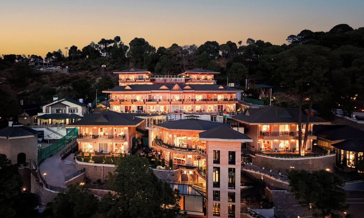 Kasauli Hotel | Treetop by Eight Continents Royalpine HP
