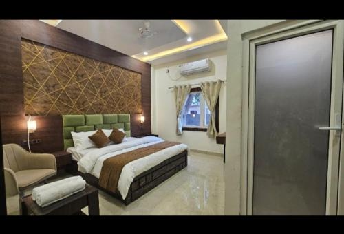 Varanasi Hotel | Triveni international Varanasi