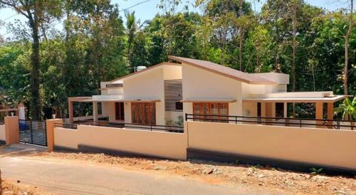 Mallapalli Villa | TROPICAL Villa WITH A VIEW