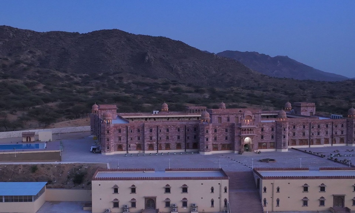 Pushkar Hotel | Umaid Mahal Palace