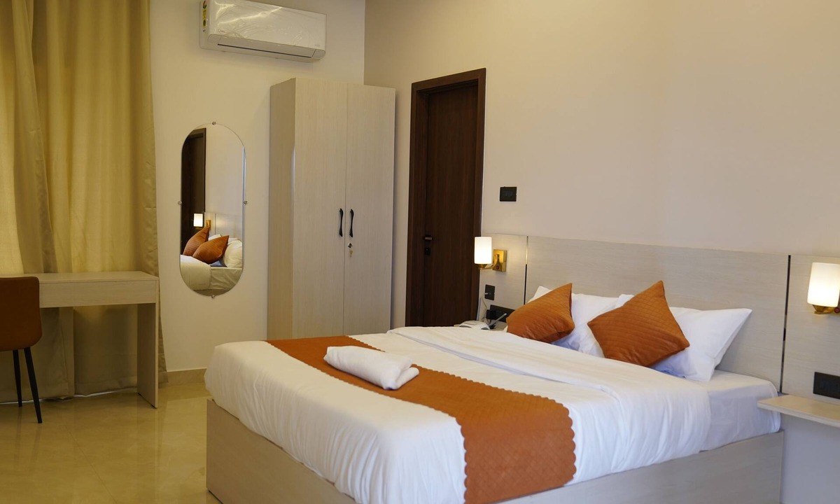 Madhapur Hotel | Ustay