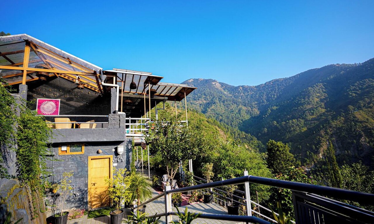 Nainital Hotel | Valtara Resort