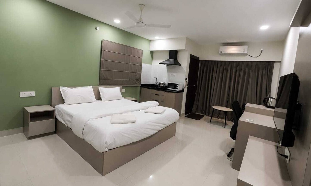 Madhapur Hotel | Valuenest