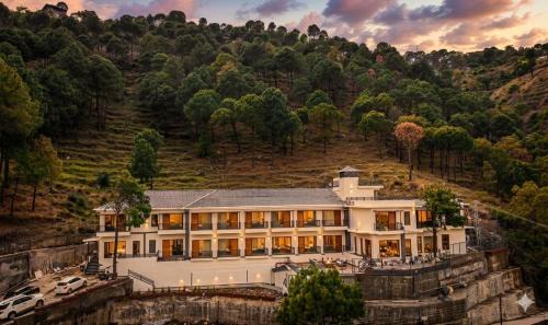 Kasauli Hotel | Ventus Pines