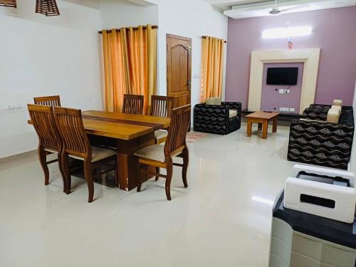 Guruvayur Apartment | very spacious furnished apartment