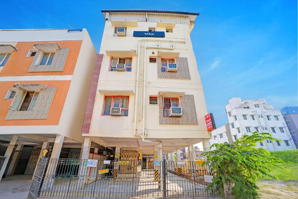 Madipakkam Hotel | Via Yazhini Hospitality Services