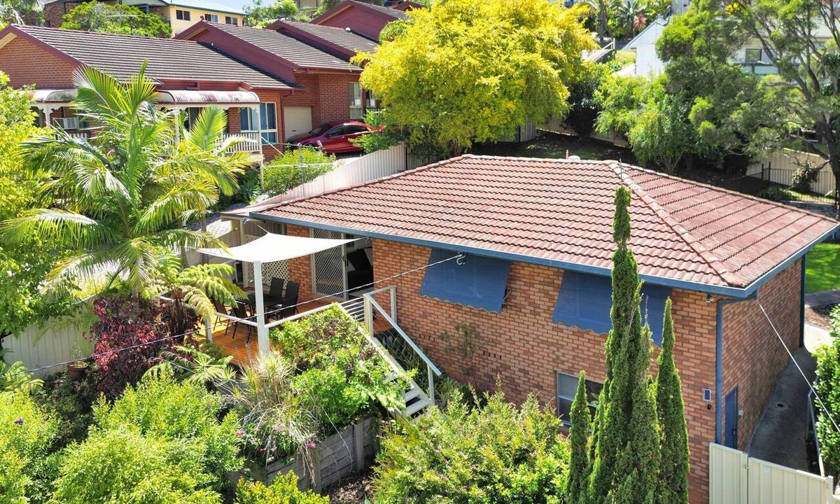 Nambucca Heads House | Welcome to Avalon 2, your ideal pet-friendly holiday home.