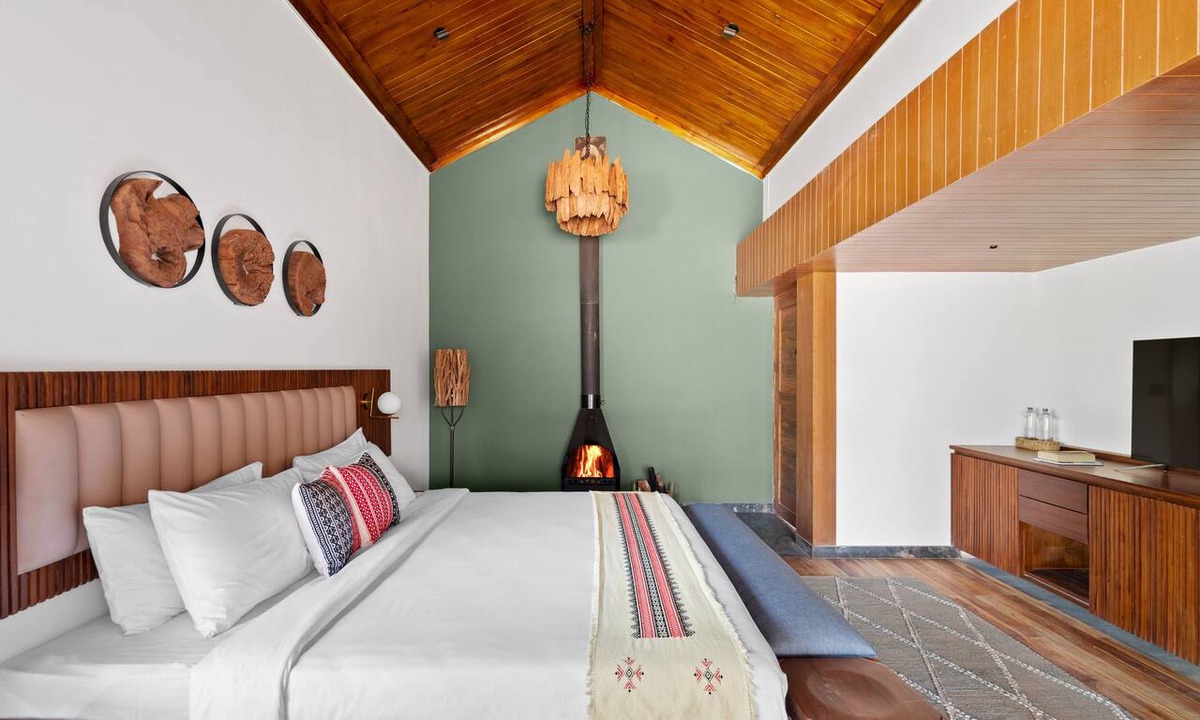 Ooty Hotel | WelcomHeritage Ayatana Ooty