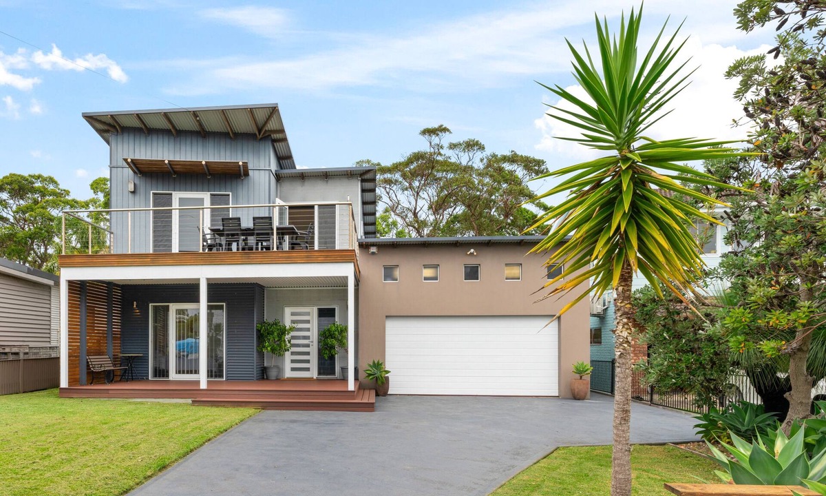 Currarong House | Winwood at Currarong Contemporary Beach Home