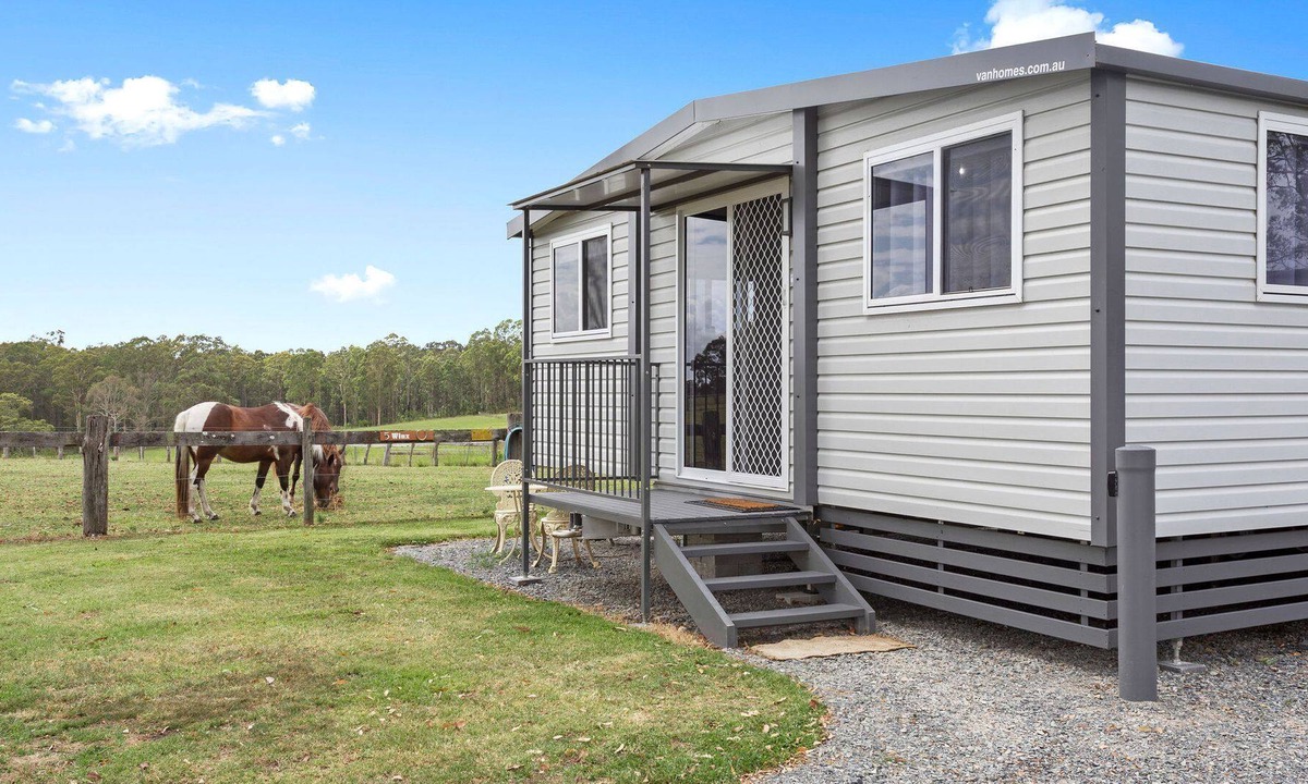 Rainbow Flat Cottage | Winx in Manning Park Rest
