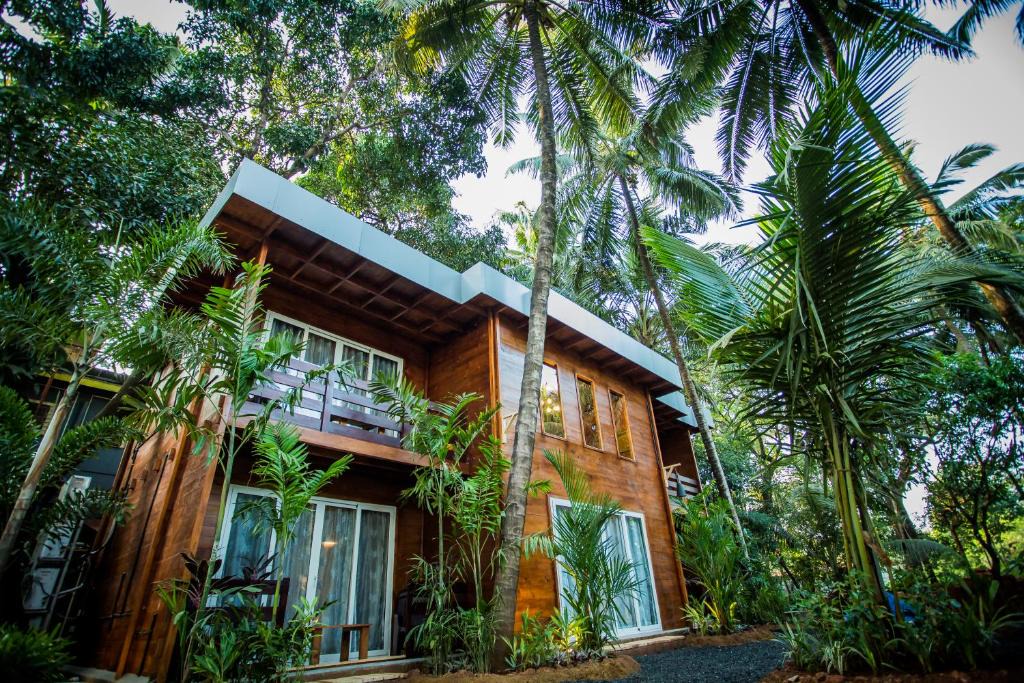 Kudal Villa | Woodstock Villa