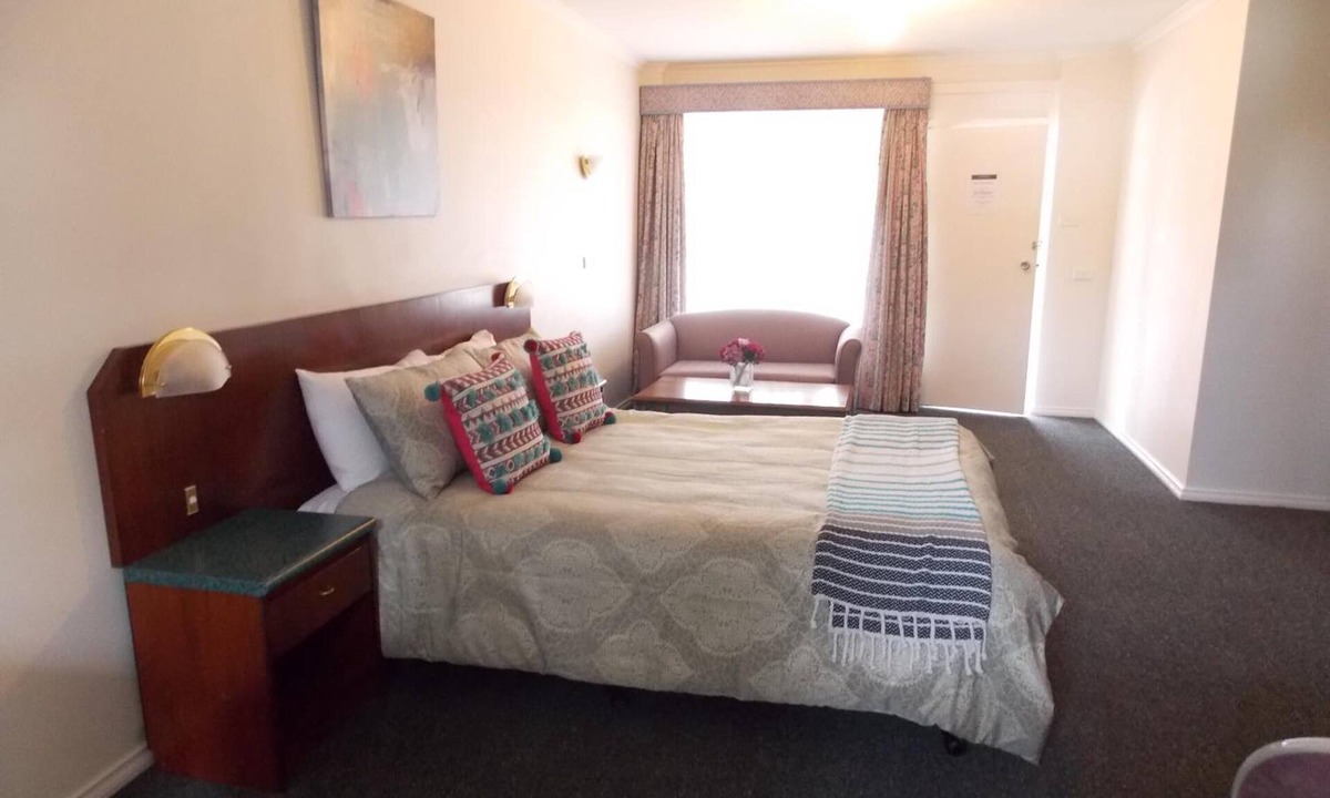 Yass Hotel | Yass Motel