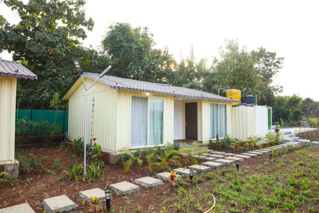 Alibaug Hotel | YOGI'S RESORT-Alibag