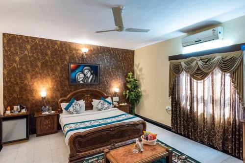 Mount Abu Hotel | Yorkshire Inn