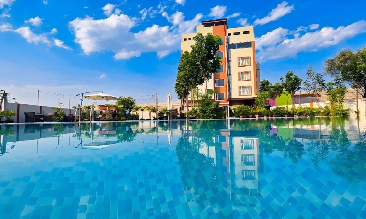 Purulia Hotel | Zuke Garden & Resort