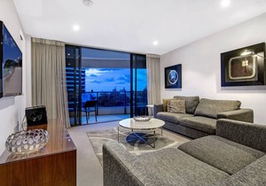 20508 Oracle Tower 2 in Broadbeach