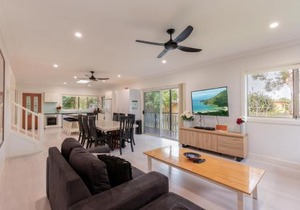 Anais Hat Head 5 Bedroom House 10 Guests