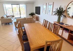 Jubilee Apartment 06