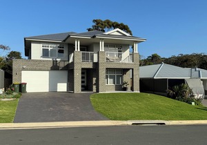 Manyana Dunes Beach House 6bd 5ba 3 min walk to beach