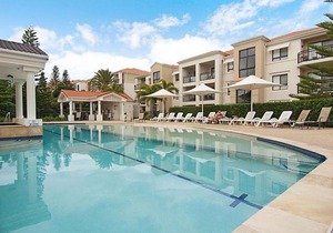 The Sands 2/20 Pacific Parade Opposite beach plus Air