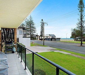 Kirra Wave 