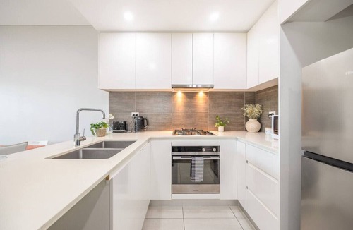 Bankstown Apartment | 位于Bankstown的安静温馨的3房公寓