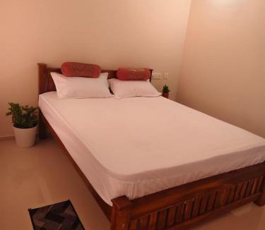 Guruvayur Apartment | 100 meters from temple krishna sannidhi