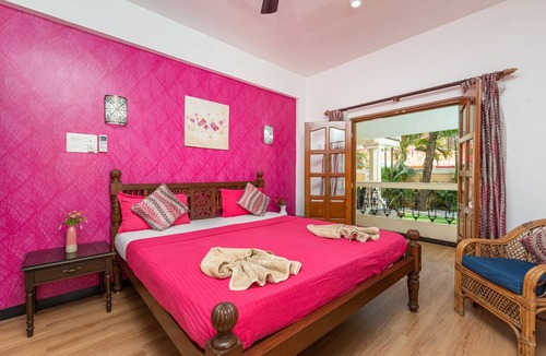 Gauravaddo Villa | 10BHK Private Family Friendly Self Catered Villa - 2 min walk to Calangute beach