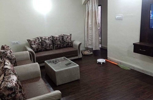Indore Apartment | 1300 s.fit full independent flat at mid of city with all amenities