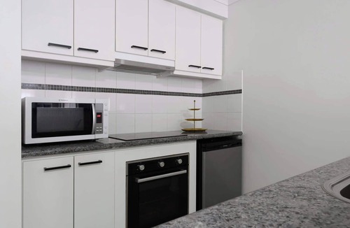 Perth Central Business District Apartment | 202 Riverside Luxe PerthCBD 1BR -Pool, Gym, Tennis