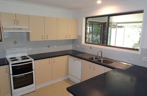 Ballina House | 3 Bedroom Lakeside Ballina Home