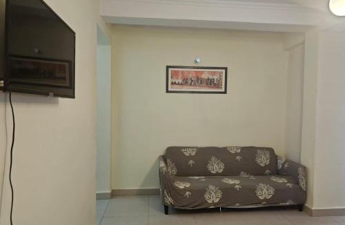 Alambagh Apartment | 3 BHK in Krishna Nagar Lucknow LKO 202R