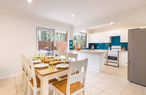Anna Bay House | 3 Davidson St - pool , air con, Wi-Fi and pet friendly