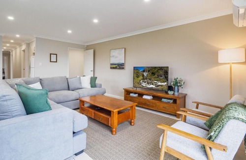 Berridale House | 3A Kunama - 4BR House l Central Location l Aircon l WiFi