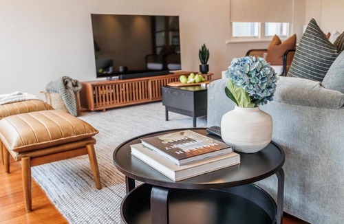 Darling Point Apartment | 3BR Penthouse Harbour Views