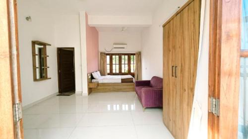 Anjuna Villa | 4 BHK villa with private Jacuzzi & Shared pool- Anjuna