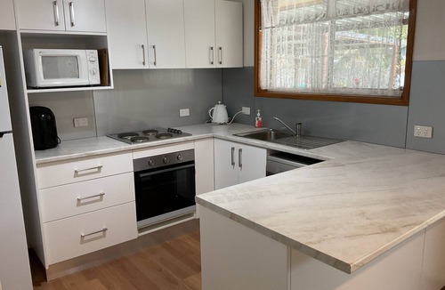 Boomerang Beach House | 5 Boomerang Drive - located at Boomerang Beach