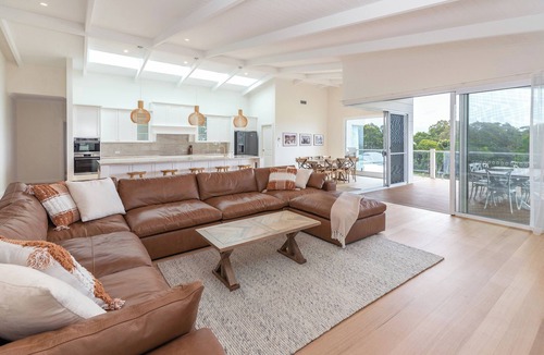 Red Head House | 76 Red Head Road with luxurious outdoor pool