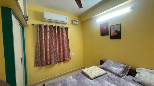 Perungudi Apartment | 8 Bed Cool 3 bedroom kitchen WTC DLF OMR Apollo Proton OTT Wi-Fi