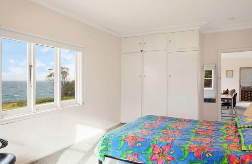 Dalmeny House | 84 Ocean Parade - Beach House