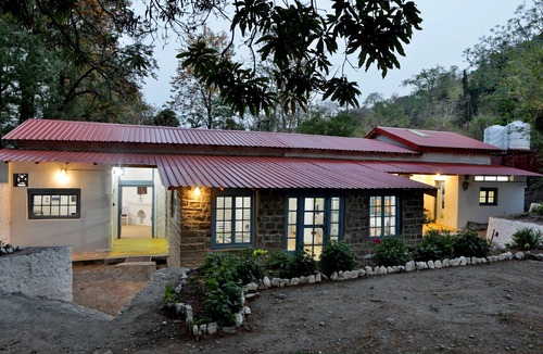 Jeolikote Villa | A charming heritage bungalow built in early 1900s open to visitors now.