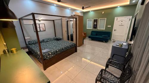 Irinjalakuda Other | A chic cabin in the woods