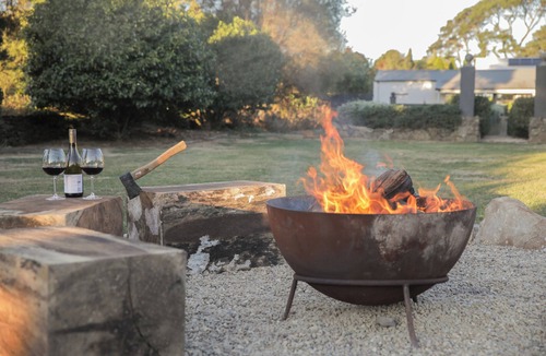 Robertson House | A highlands luxury escape nestled in the rolling hills of Robertsonn