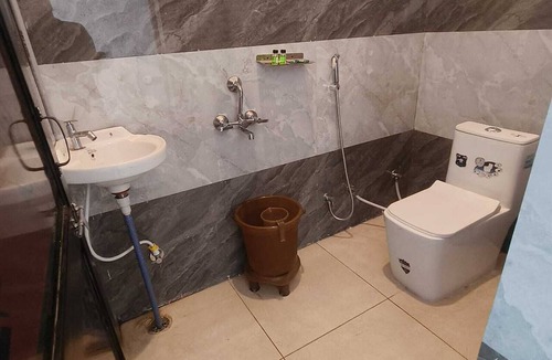 Chomu Hotel | A N HOTEL