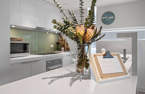 Lorne Apartment | A Touch Of Class