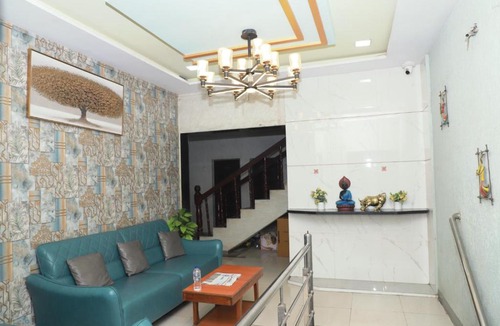 Vyara House | Aadarsh Guest house