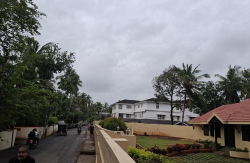 Kozhikode Hotel | Aagneyam Grand Resort
