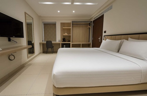 Indore Hotel | Aarambh by The Sky Imperial Indore