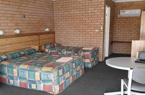 Narrabri Hotel | Aaron Inn Motel